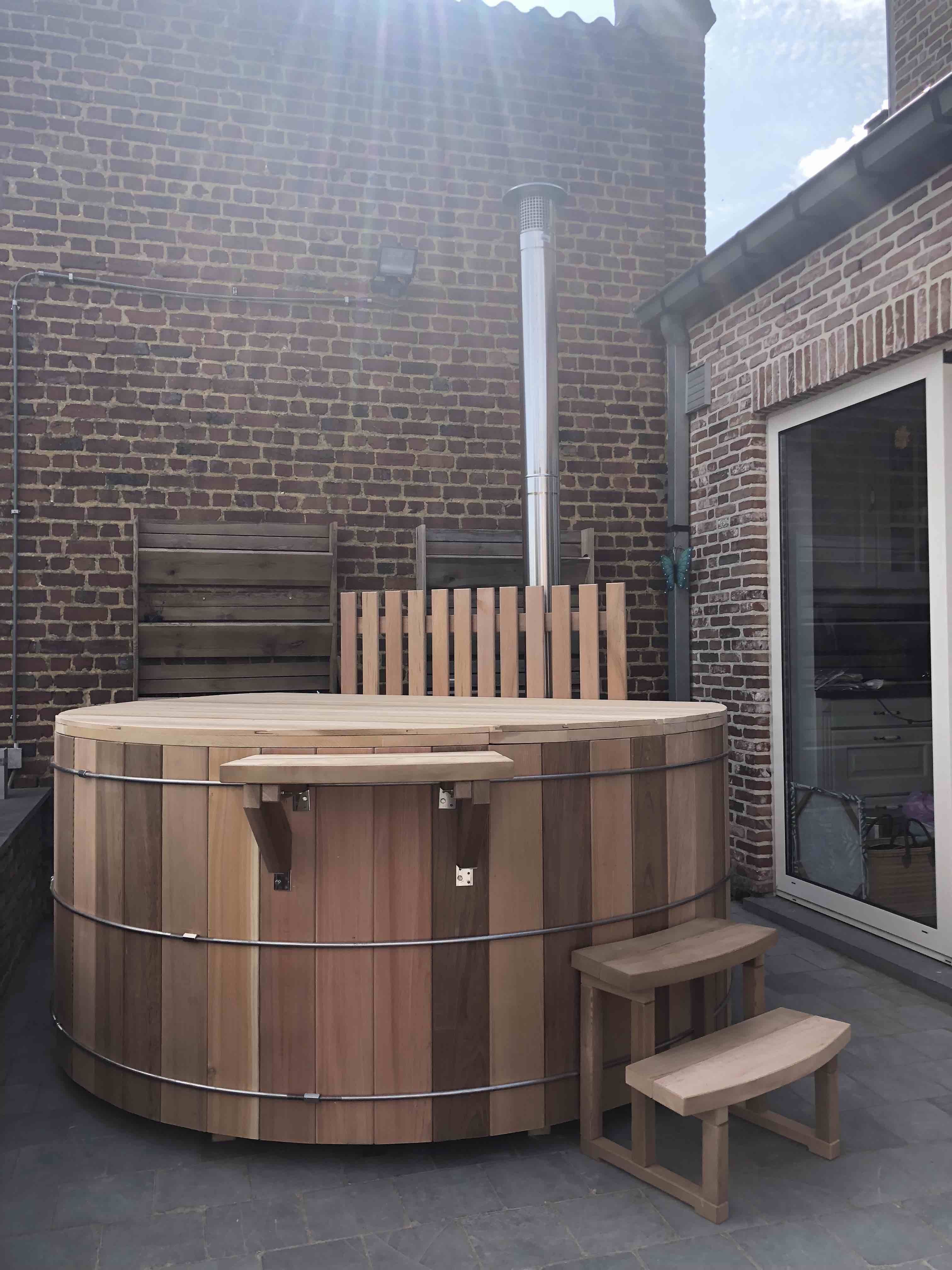 Hot tub 210cm with biofilter and wood stove